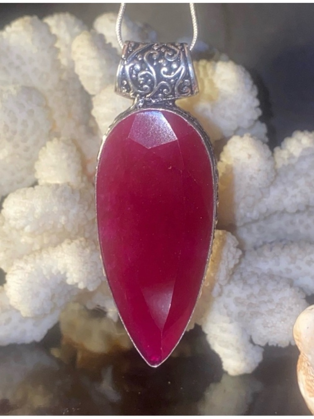 Mozambique Garnet Faceted Natural Gemstone 925 Silver Teardrop Pendant Necklace
